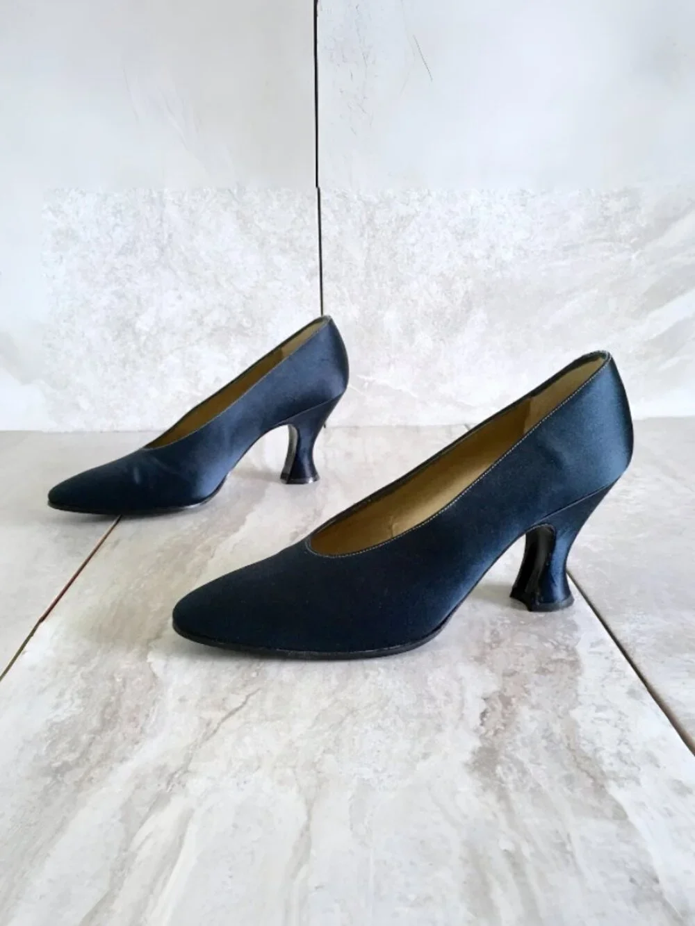 Yves Saint Laurent iso search